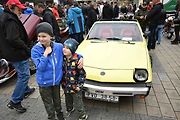 Tradiční sraz autoveteránistů na náměstí T. G. Masaryka v Prostějově. 18. května 2025
