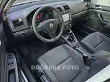 Volkswagen Golf (2007) 1.6i, 2.maj,ČR, Trendline - náhled 2