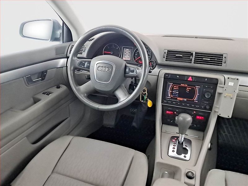 Audi A4 (2005) 2.0 TDI, Automat, nová STK - fotka 7 z 17