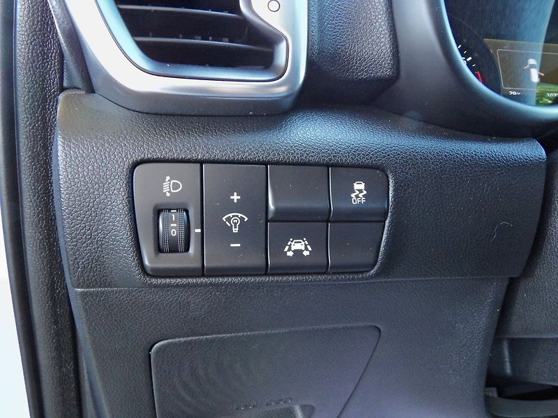 Kia Sportage 1.6GDi 97kW ČR Navi Kamera DPH - fotka 18 z 34
