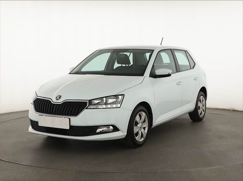 Škoda Fabia (2019) 1.0, ČR,1.maj, Park. senzory - fotka 2 z 10