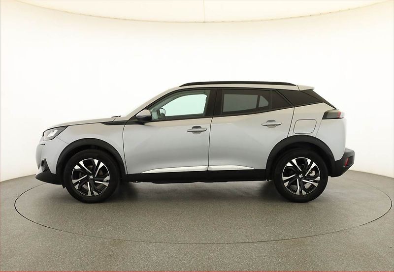 Peugeot 2008 (2021) 1.2 PureTech, Serv.kniha, Kůže - fotka 3 z 19
