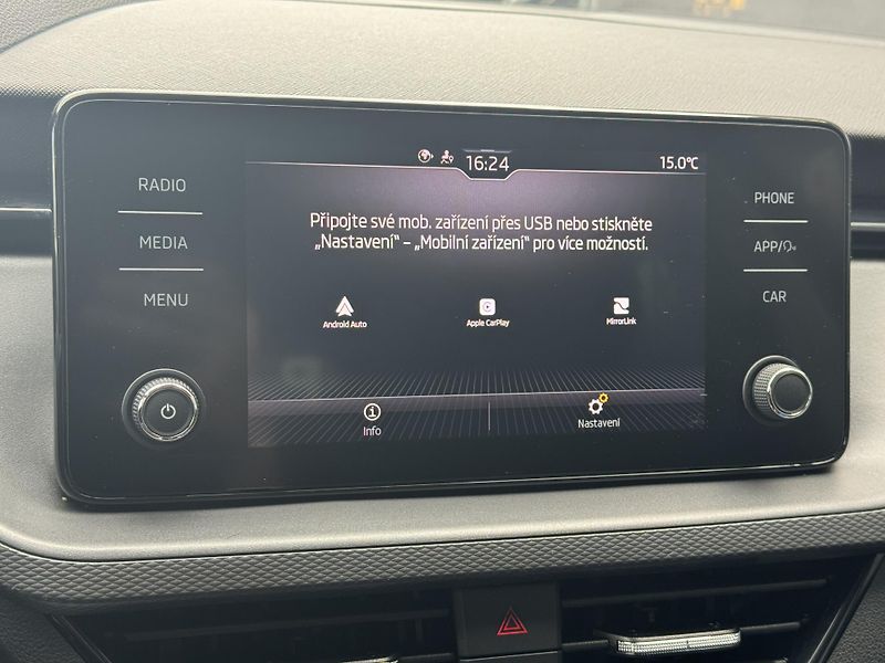 Škoda Kamiq (2021) 1.0TSi DSG Style, Kamera, ACC  - fotka 33 z 43