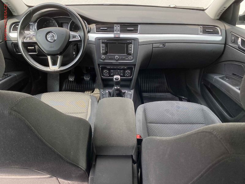 Škoda Superb (2014) 2.0 TDi, ČR, Ambition, bixen - fotka 8 z 20
