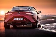 Lexus LC 500.