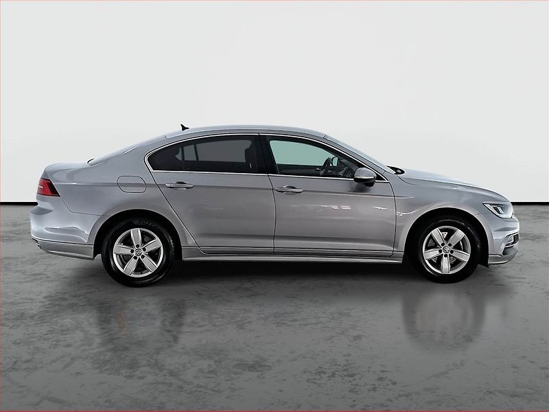 Volkswagen Passat (2019) 2.0 TDI, Kůže, Tempomat - fotka 6 z 23