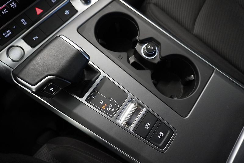 Audi A6  3,0 50 TDI 286PS QUATTRO AUT. - fotka 22 z 30