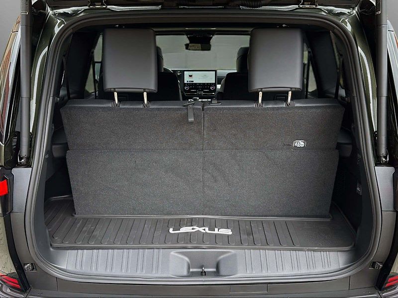 Lexus GX 550 (2025) Luxury - fotka 40 z 40