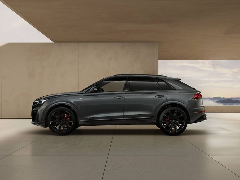 Audi Q8 SUV 50 Quattro 8TT 3,0TDI - fotka 2 z 7