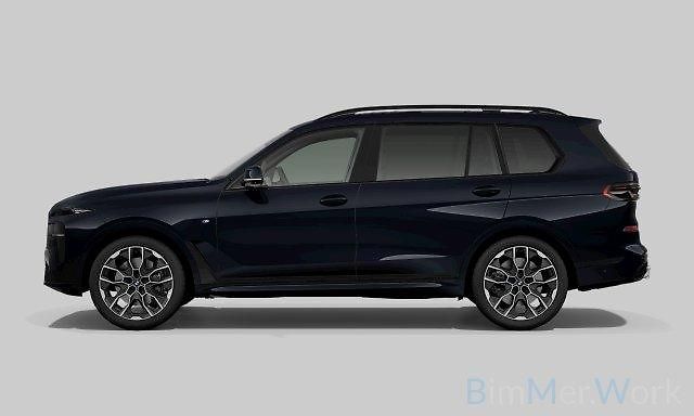 BMW X7 (2024) 40d M-Paket TOP STAV - fotka 2 z 4