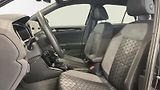 Volkswagen T-Roc (2024) R-Line 1.0 TSI 81kW - náhled 10