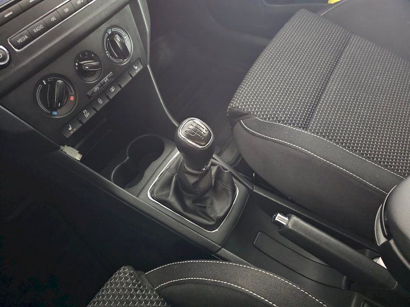 Škoda Rapid (2014) 1.2TSI 77kW STYLE PLUS - fotka 12 z 20