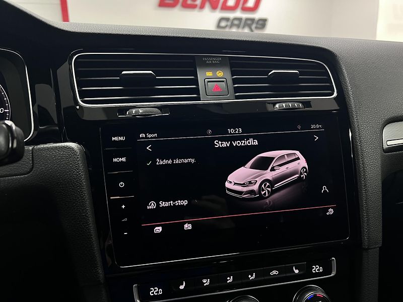 Volkswagen Golf GTI TCR, 2.0 TSI 213 kW - fotka 28 z 46