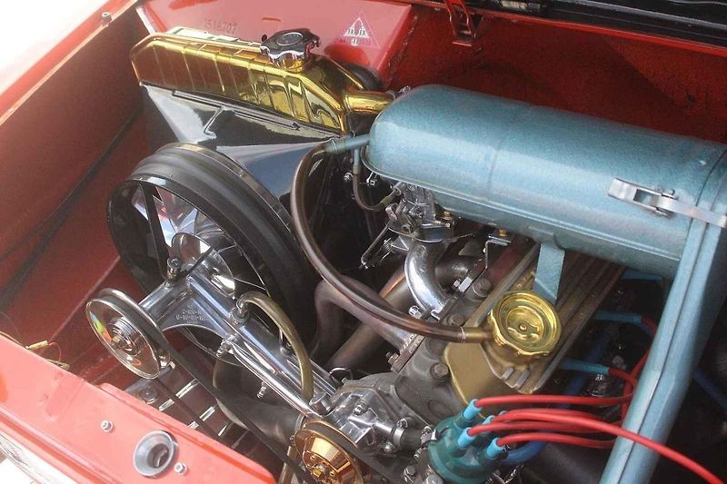 Škoda 100
