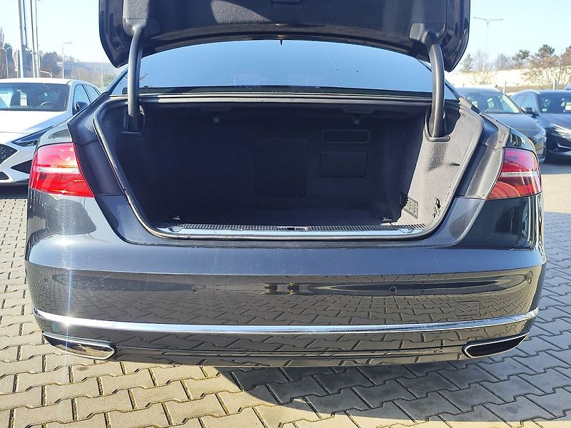 Audi A8 3.0 TDI/190kW V6 Quattro AT. - fotka 9 z 37