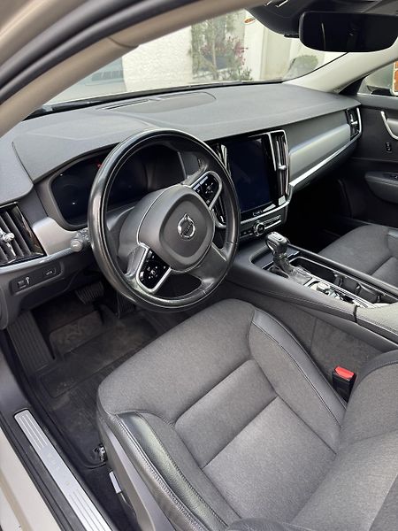 Volvo S90 (2018) D4 AWD, 4X4, Automat - fotka 9 z 13