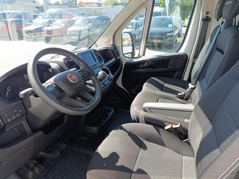 Fiat Ducato 2,2 MTJ 180k poloprosklená  Ma - fotka 12 z 15