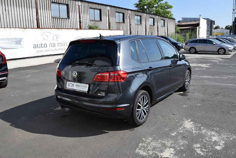 Volkswagen Golf Sportsvan (2016) 1.2TSI 81kw CLBMT ALLSTAR OPS - fotka 7 z 50