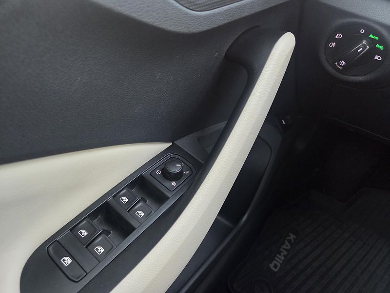 Škoda Kamiq (2022) 1.5 TSI 110kW,DSG,DPH, CZ - fotka 35 z 36