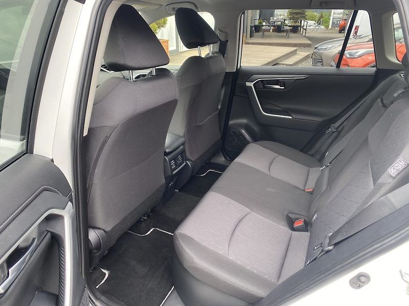 Toyota RAV4 2.5HSD, ČR-1m, ComStyle, 4x4 - fotka 11 z 30