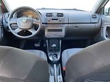Škoda Fabia (2011) 1.2 TSi, Ambition, DSG, park - náhled 8