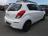 Hyundai i20 1.2i,62kW,KLIMA,SERV.KNÍŽKA - náhled 2