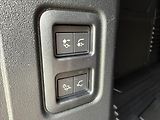 Land Rover Defender (2026) 3,0 110 DYNAMIC SE D250 - náhled 36