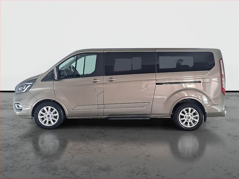 Ford Tourneo Custom (2021) Titanium 2.0 EcoBlue, ČR, 1Maj - fotka 3 z 18