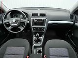 Škoda Octavia (2012) 1.4TSi, 1.maj,ČR, STK7/28 - náhled 8