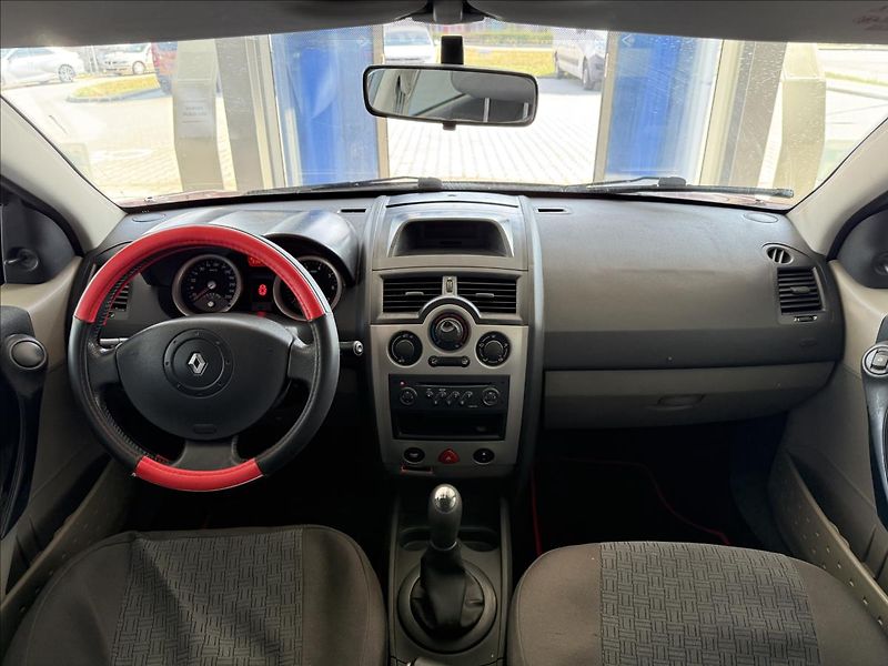 Renault Mégane 1,6   16V,SERVISKA,2. SADA KOL - fotka 9 z 21