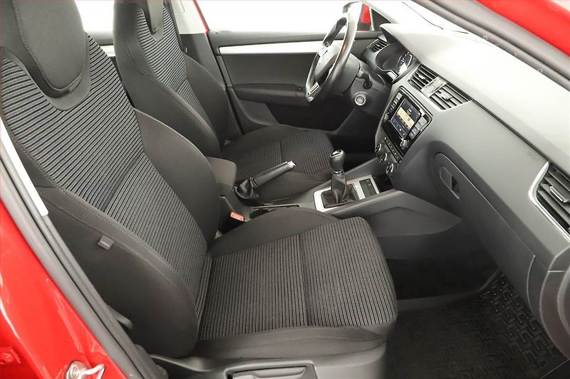 Škoda Octavia (2017) Style Plus 1.6 TDI, Tempomat - fotka 7 z 14