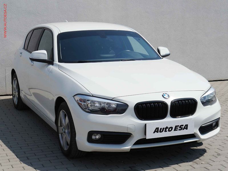 BMW Řada 1 (2015) 1.5D, Navigace, výhřev - fotografie inzerátu