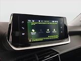 Peugeot 2008 (2020) 1.2 PureTech, Automat - náhled 21