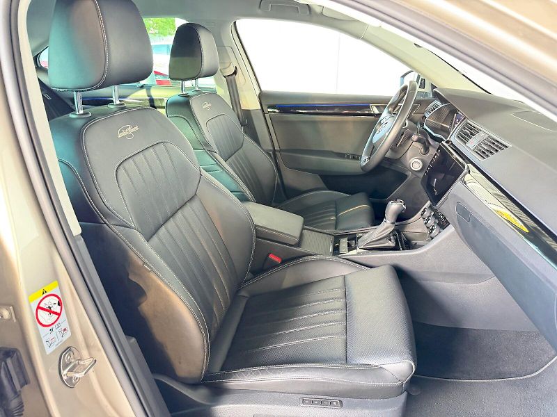 Škoda Superb (2021) Laurin & Klement 2.0 TDI / 147 - fotka 28 z 31