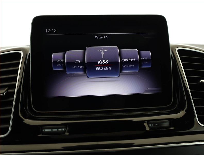 Mercedes-Benz GLS (2018) 400 4MATIC - fotka 17 z 25