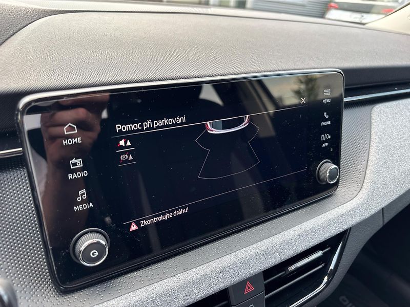 Škoda Kamiq 1.0 TSi 85 kW SELECTION - fotka 15 z 26