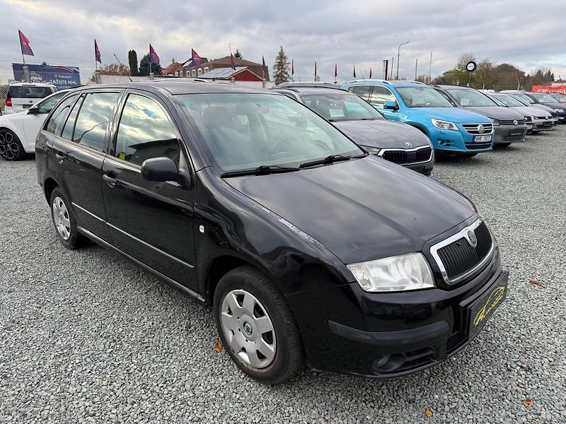 Škoda Fabia 1.2 HTP KOMBI - fotka 1 z 13