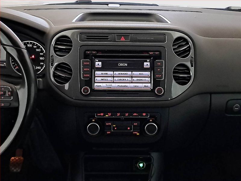 Volkswagen Tiguan (2013) 2.0 TDI, 4X4, Serv.kniha - fotka 12 z 17