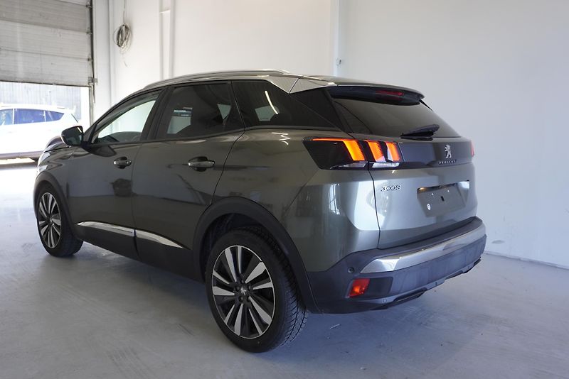 Peugeot 3008 1.6 BLUEHDI 88kW ALLURE - fotka 9 z 29
