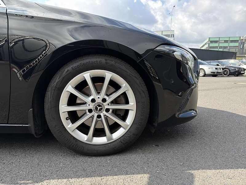 Mercedes-Benz Třídy A A 200 - fotka 15 z 15