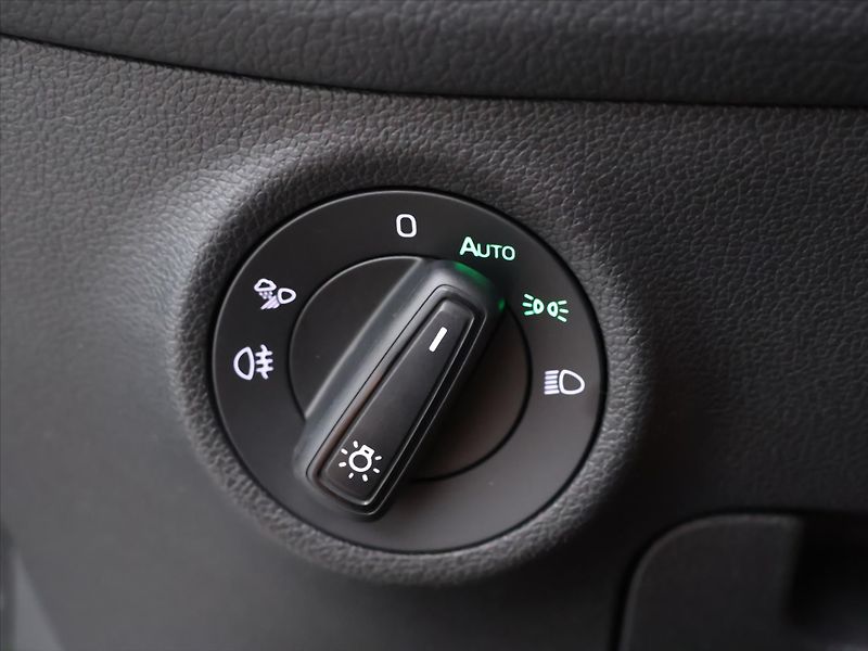 Škoda Kodiaq 2,0 TDI 110 kW Sportline DSG D - fotka 16 z 37