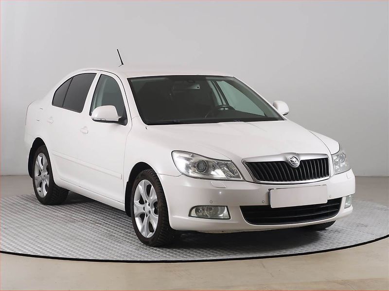 Škoda Octavia (2012) 2.0 TDI, Tempomat - fotografie inzerátu