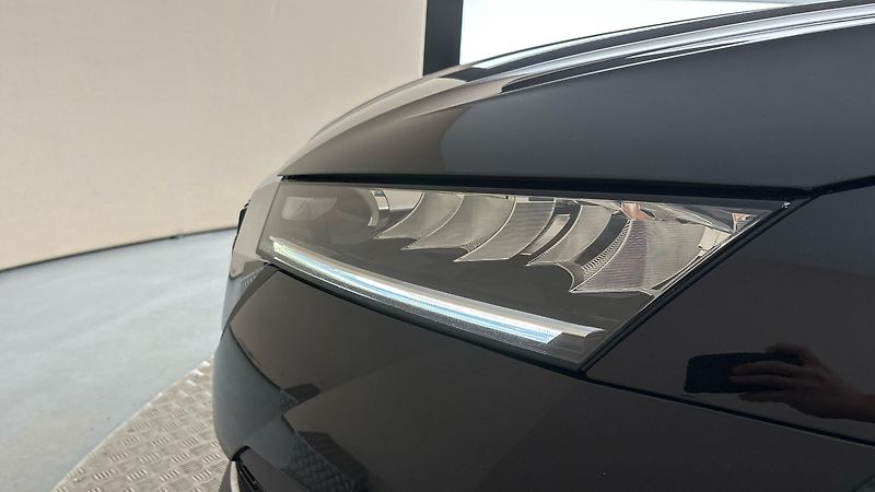 Škoda Octavia 2.0 TDI DSG Style - fotka 18 z 26