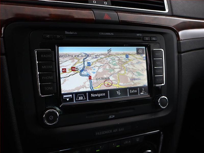 Škoda Superb (2010) Elegance 1.8 TSI, 4X4, Navi - fotka 11 z 19