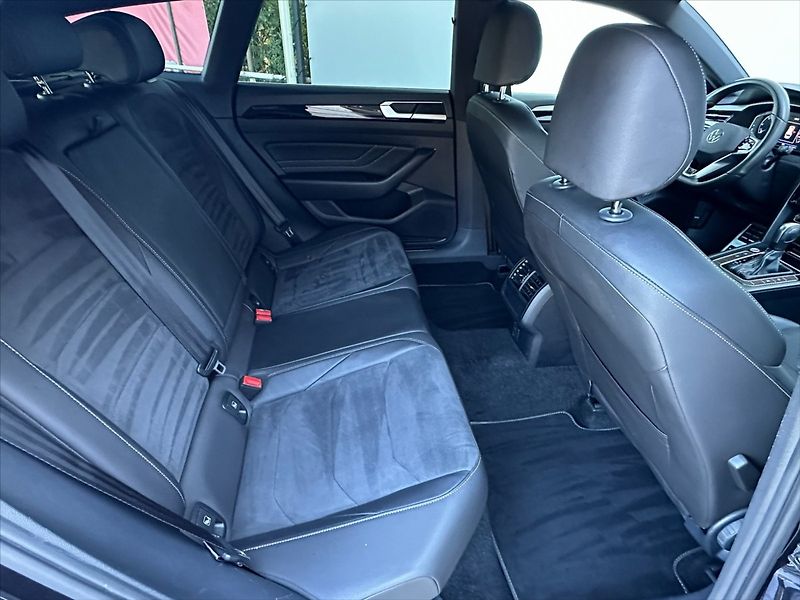 Volkswagen Arteon 2,0 TDI 110kW R-Line, ACC - fotka 14 z 41