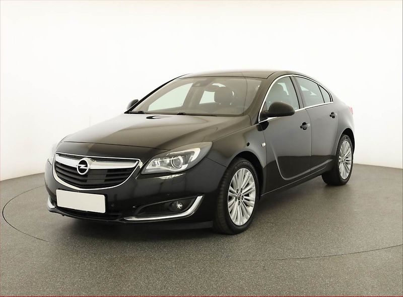 Opel Insignia (2017) 2.0 CDTI, 4X4, Automat - fotka 2 z 15