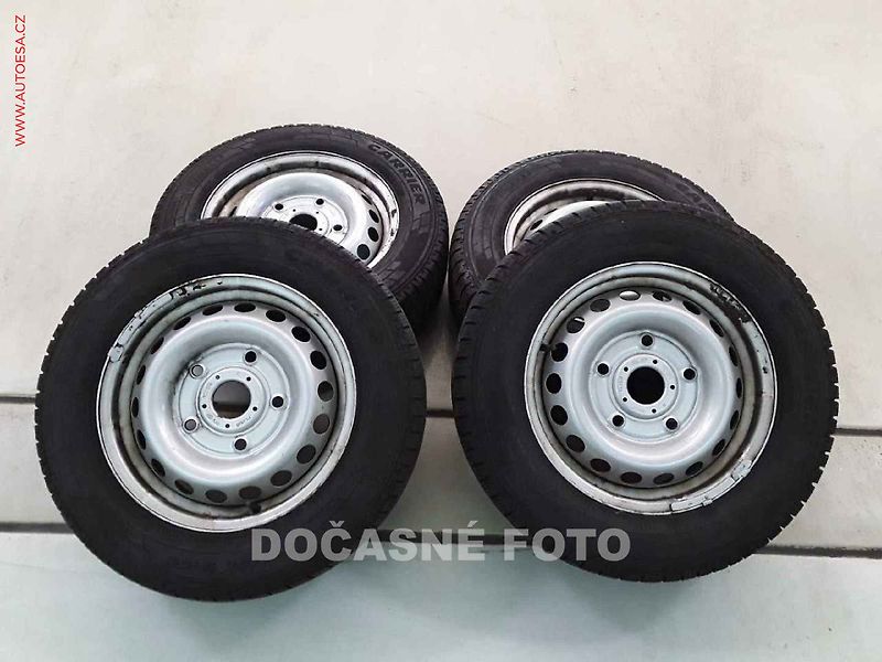 Ford Transit Custom (2022) 2.0TDCi L2 6míst, Trend - fotka 19 z 19