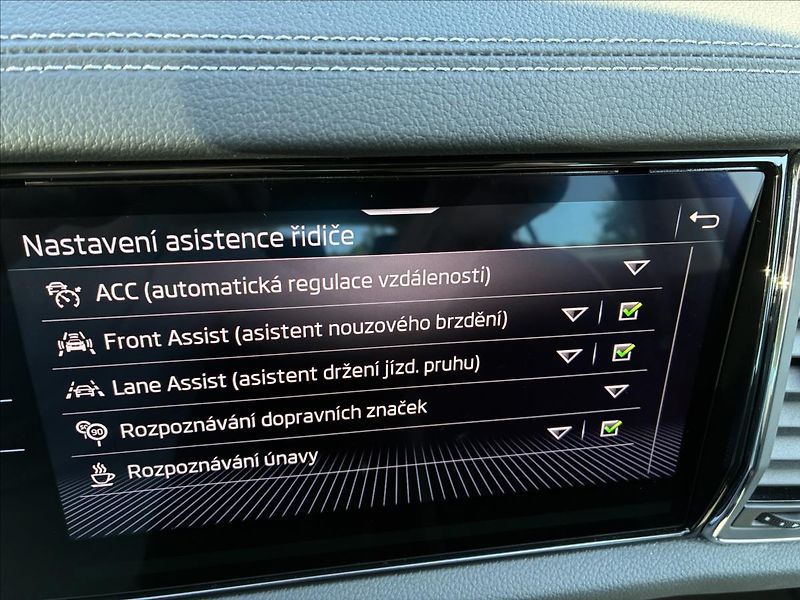 Škoda Kodiaq 2,0 TDI,EL.KUFR,MATRIX-BEAM - fotka 27 z 35