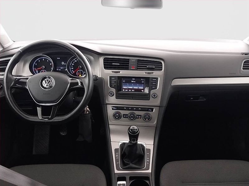 Volkswagen Golf (2016) 1.2 TSI, Serv.kniha, Tempomat - fotka 8 z 20
