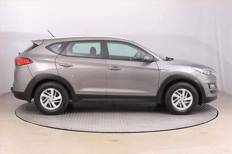 Hyundai Tucson (2019) 1.6 CRDi, 4X4, Tempomat - fotka 6 z 18
